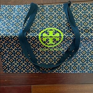 Tory burch shopping tote